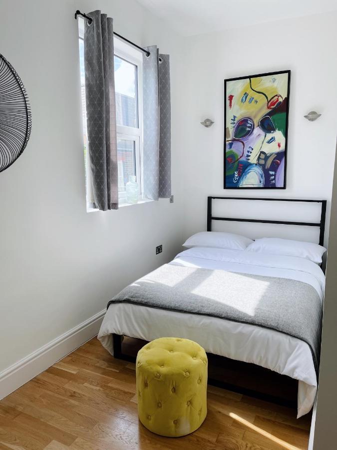 Apartamento Luxuriously Flat In Streatham Londres Exterior foto